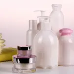 Cosmetici: le sostanze chimiche permesse negli Usa, ma non in Europa